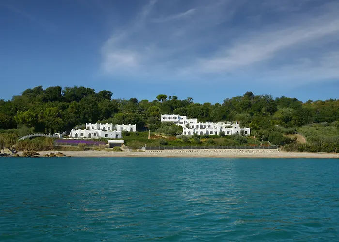Hotel Baia Delphis 4*