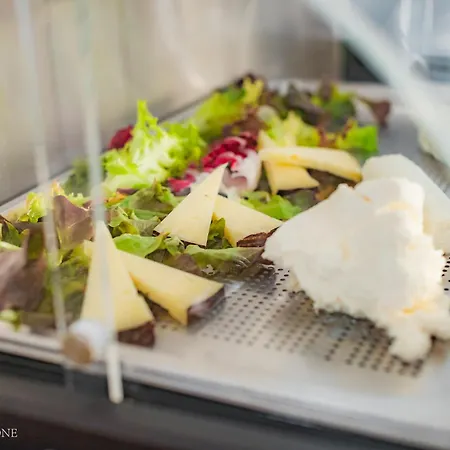 호텔 Baia Delphis 바스토