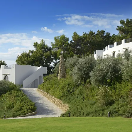 Baia Delphis Otel Vasto