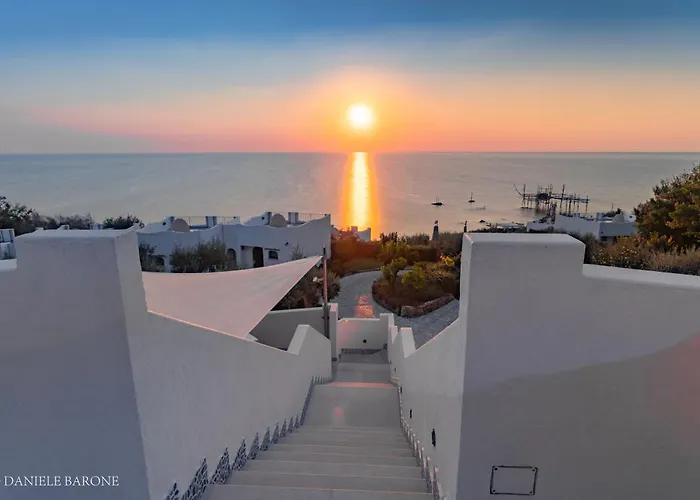 Hotel Baia Delphis 4*